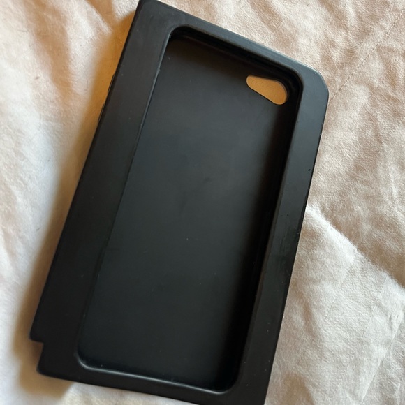 Valfre spell book phone case - Picture 2 of 2